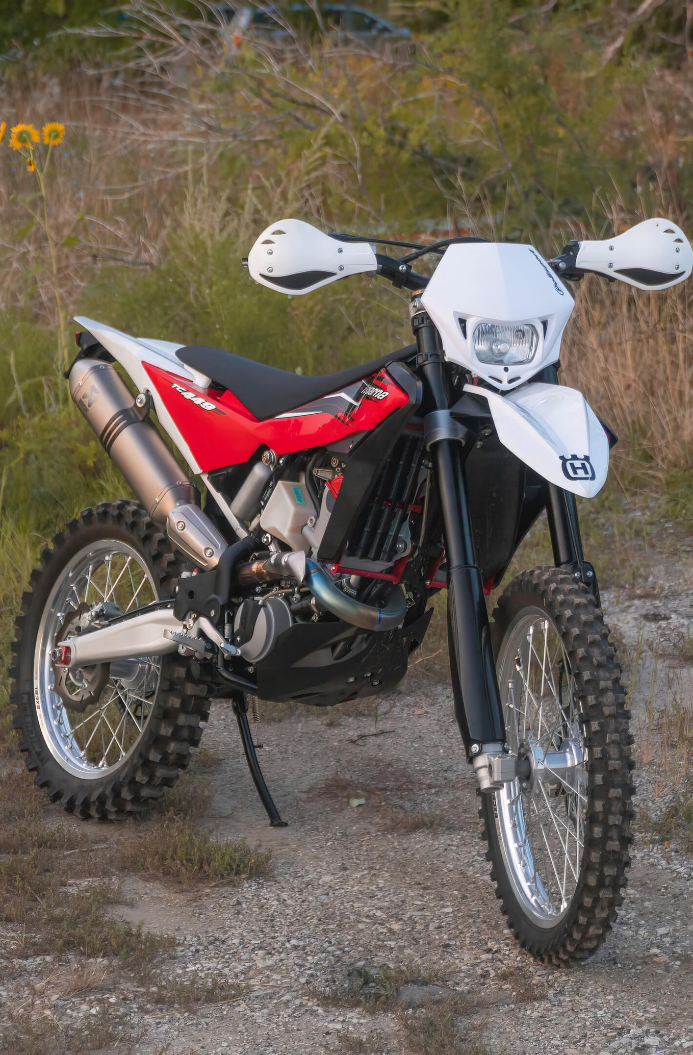 2012 Husqvarna TC449: Red and White